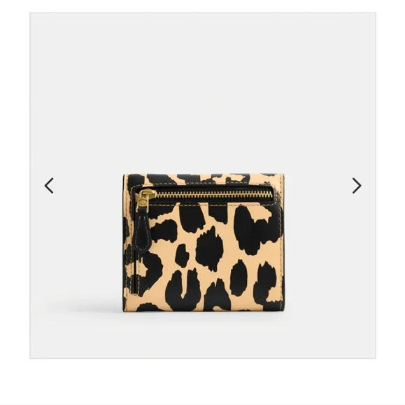 New coach Wyn Small Wallet sold out ! - Picture 3 of 4